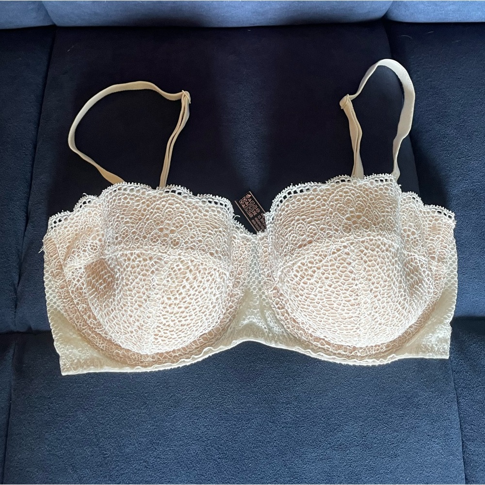 Victoria’s Secret Convertible Balconette Bra